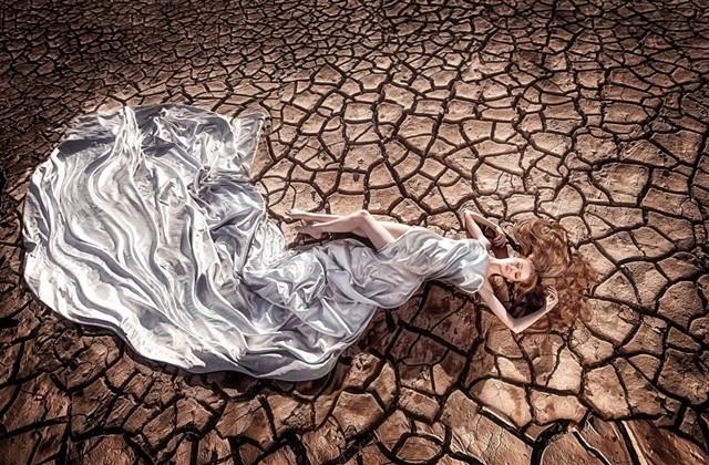 照片十年前和十年后写一句话 照片十年的变化说说