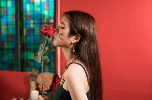 伤感文案短句 心凉的句子说说心情短语