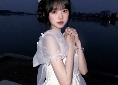 ​牵手一生，相伴到老的诗 携手相伴到老的诗句