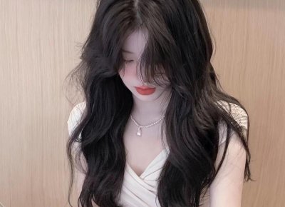 ​夸女人容颜不老的诗句，建议收藏