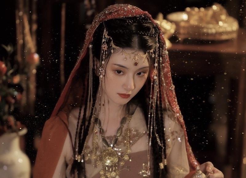 腊 诗句（追女孩子情书怎么写）