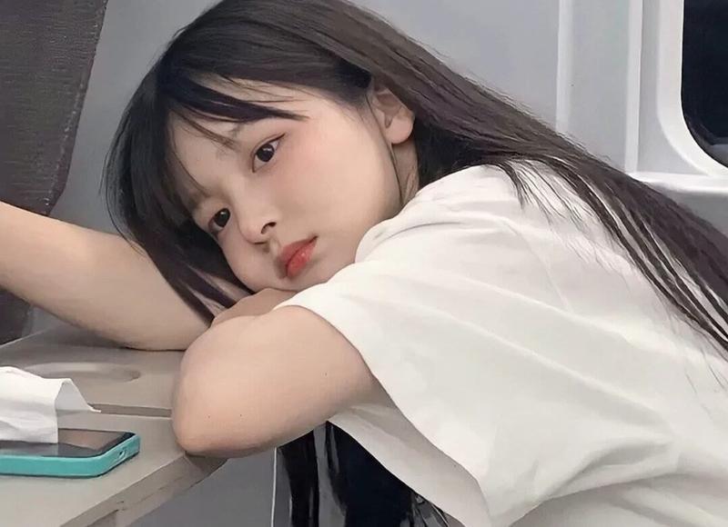 高校教官表白女生-鲁冰花歌词情话高级 高校教官表白女生-鲁冰花歌词情话高级