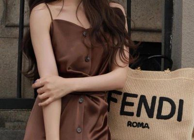 ​《简短的坏坏的暧昧情话视频》黄昏中等待夜幕的降临的表白