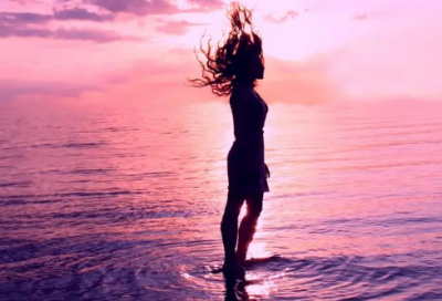 ​独自喝茶的心情说说(喝茶发表心情)